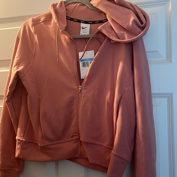 zip up nike sweater - Picture 2 of 3